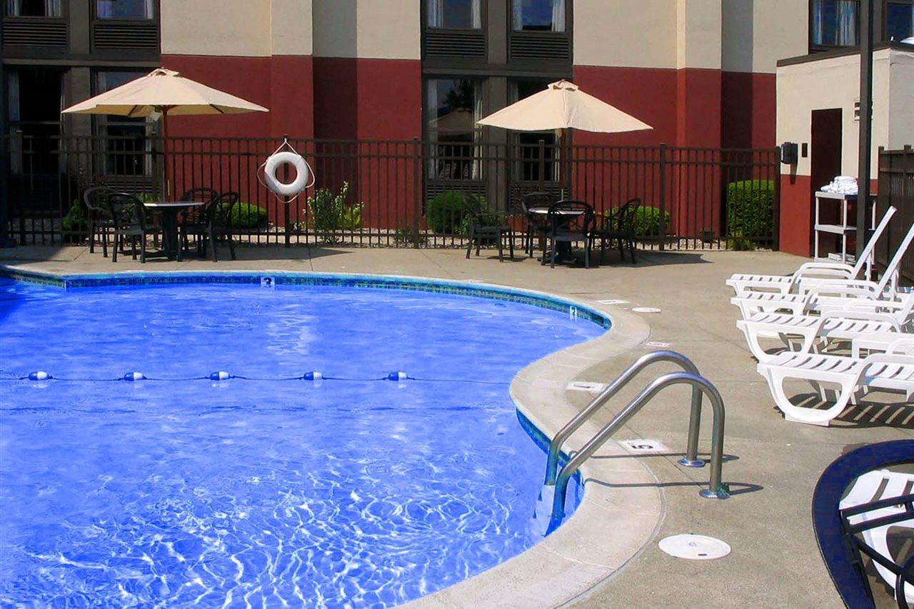 Hampton Inn West Springfield Exteriér fotografie