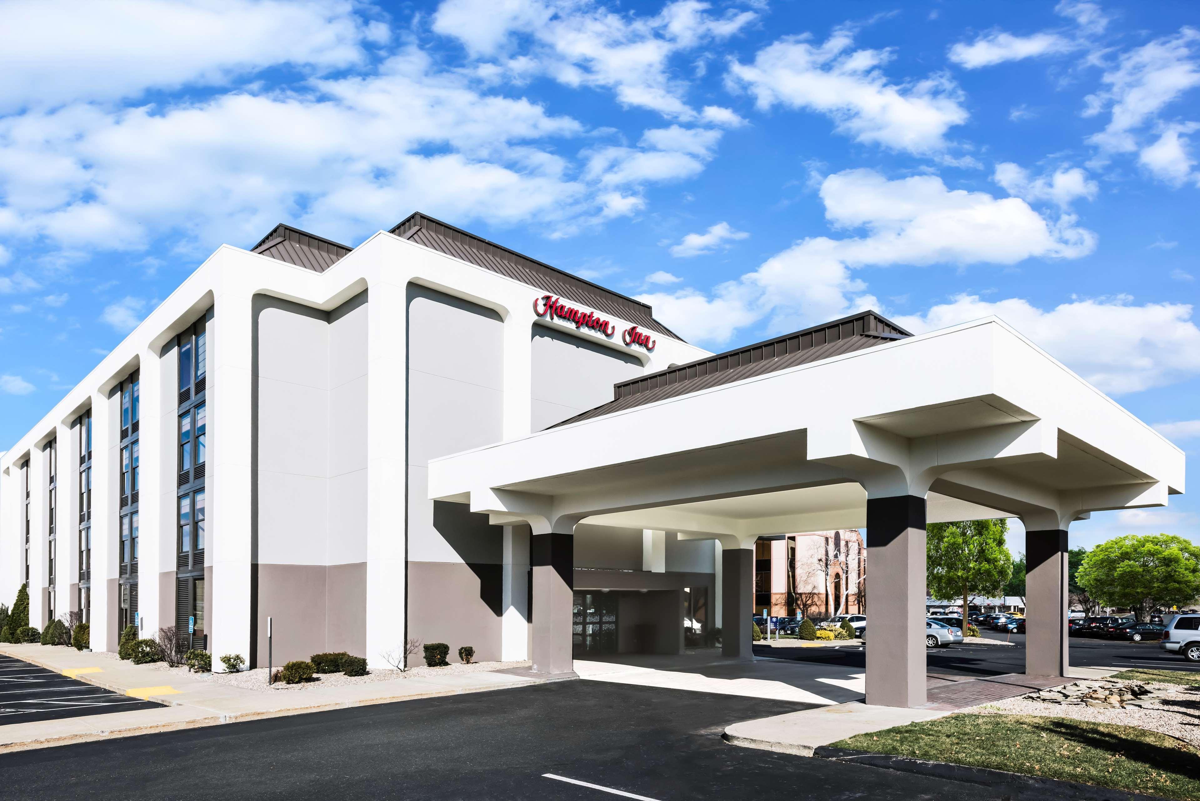 Hampton Inn West Springfield Exteriér fotografie