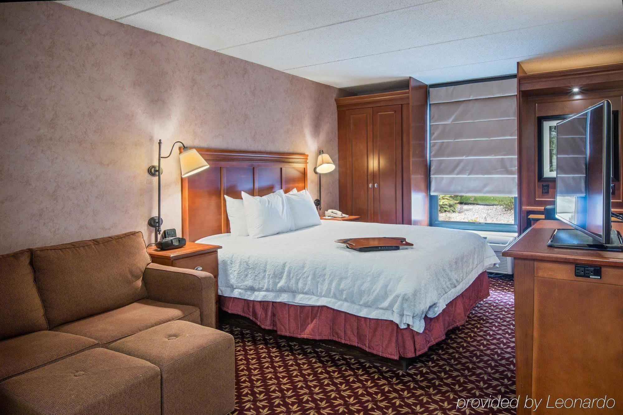 Hampton Inn West Springfield Exteriér fotografie